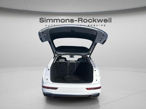 2022 Audi Q5 45 S line quattro Premium