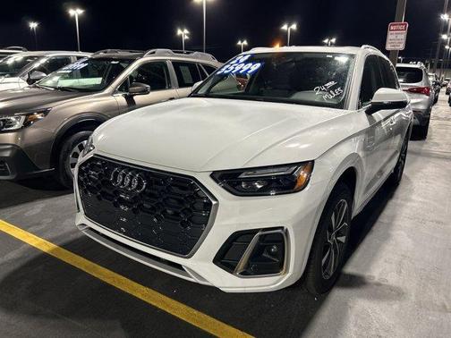 2024 Audi Q5 45 S line quattro Premium