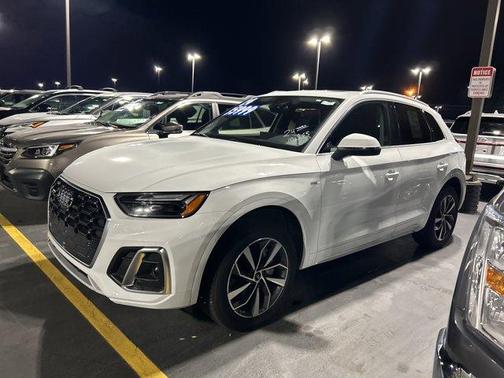2024 Audi Q5 45 S line quattro Premium