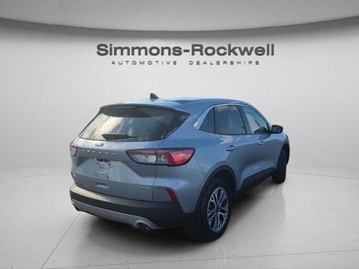 2022 Ford Escape SEL