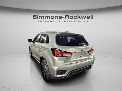 2024 Mitsubishi Outlander Sport SE