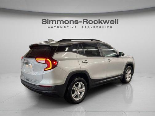 2022 GMC Terrain SLE