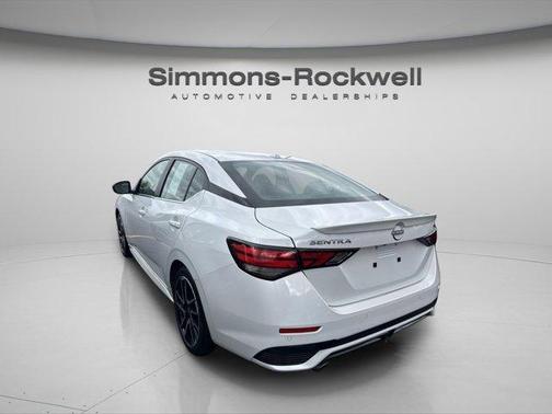 2025 Nissan Sentra SR