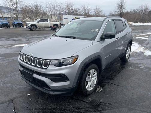 2022 Jeep Compass Latitude