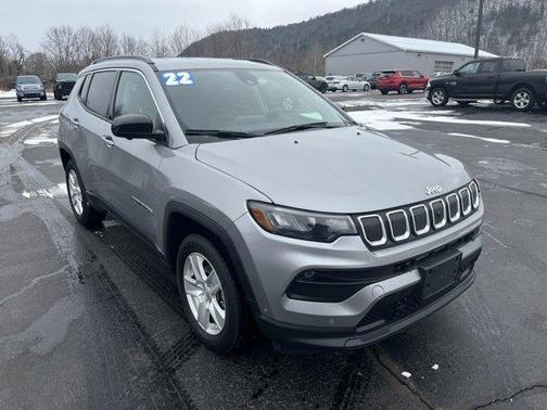 2022 Jeep Compass Latitude