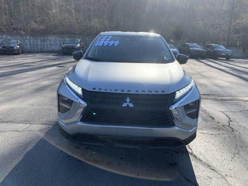 2022 Mitsubishi Eclipse Cross LE