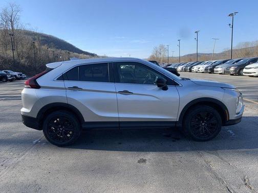 2022 Mitsubishi Eclipse Cross LE
