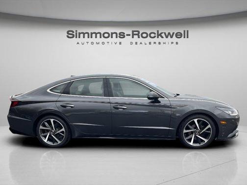 2022 Hyundai SONATA SEL Plus