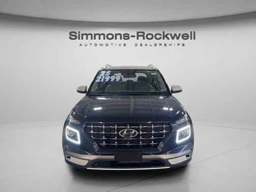 2025 Hyundai VENUE Limited