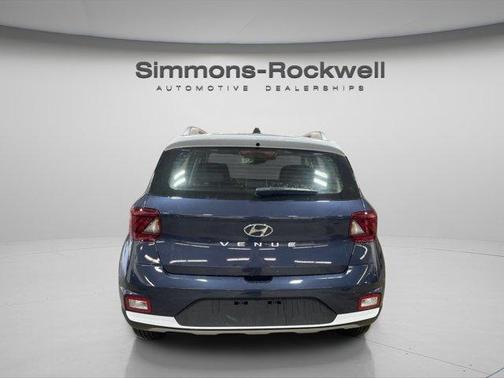 2025 Hyundai VENUE Limited
