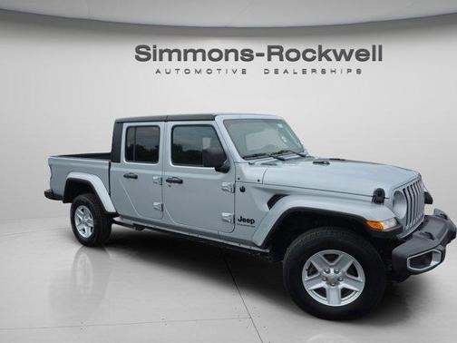 2023 Jeep Gladiator Sport