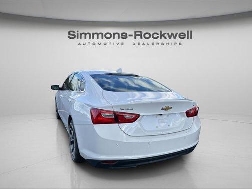 2024 Chevrolet Malibu LT