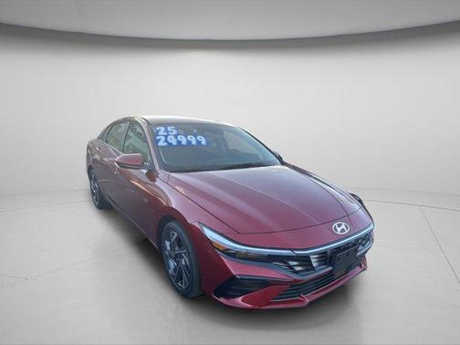 2025 Hyundai ELANTRA SEL Convenience