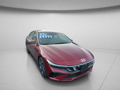 2025 Hyundai ELANTRA SEL Convenience