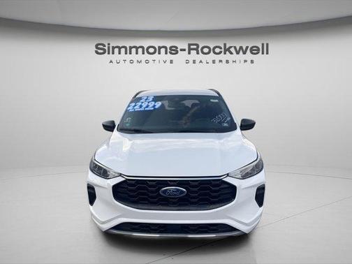 2023 Ford Escape ST-Line