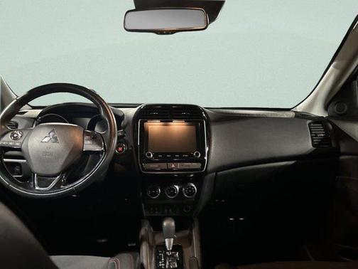 2024 Mitsubishi Outlander Sport SE