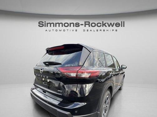 Super Black 2025 Nissan Rogue SV