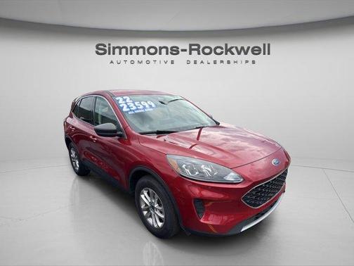 2022 Ford Escape SE