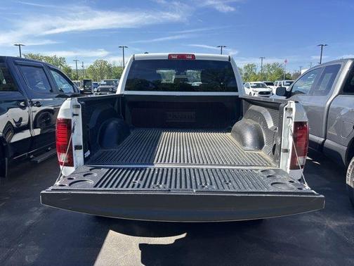 2024 RAM 1500 Classic SLT