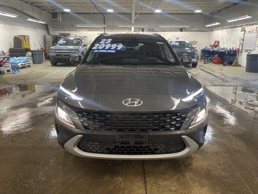 2023 Hyundai KONA SEL