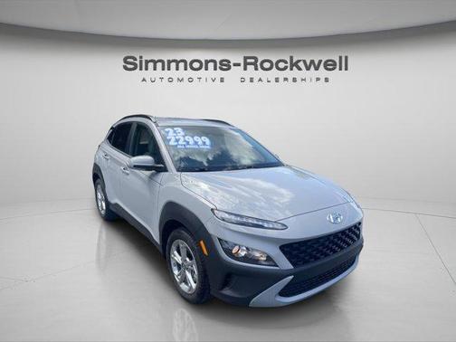 2023 Hyundai KONA SEL