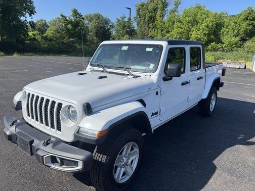 2023 Jeep Gladiator Sport