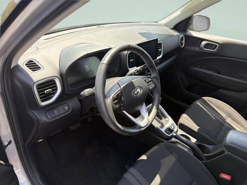 Shimmering Silver 2025 Hyundai VENUE SEL