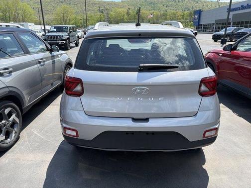 Shimmering Silver 2025 Hyundai VENUE SEL