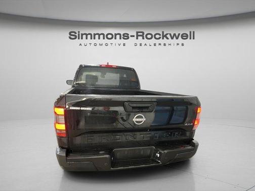 2024 Nissan Frontier S