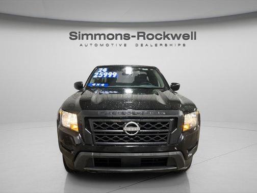 2024 Nissan Frontier S