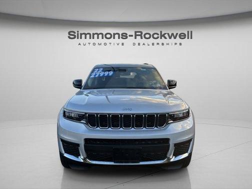 2022 Jeep Grand Cherokee L Laredo