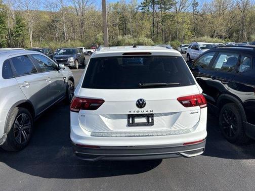 2022 Volkswagen Tiguan 2.0T SE