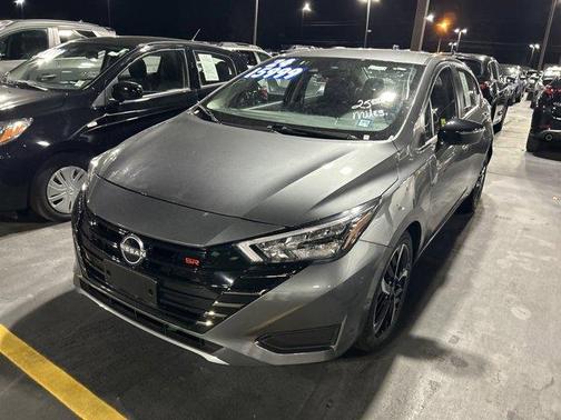 2024 Nissan Versa 1.6 SR