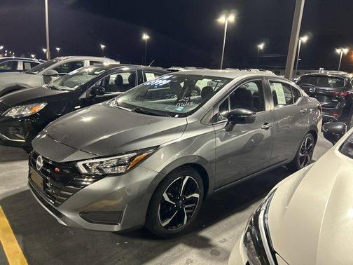 2024 Nissan Versa 1.6 SR