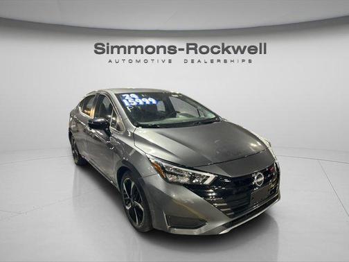 2024 Nissan Versa 1.6 SR