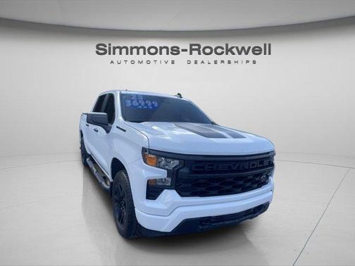 2023 Chevrolet Silverado 1500 Custom