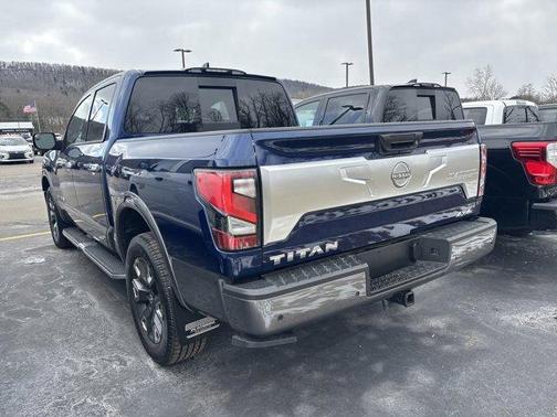 2023 Nissan Titan Platinum Reserve