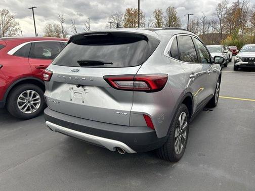 2023 Ford Escape Platinum