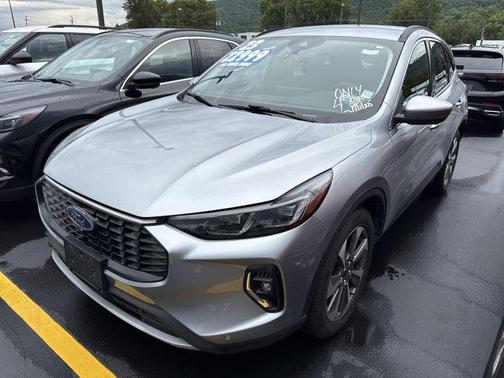 2023 Ford Escape Platinum