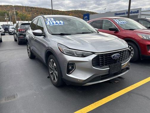 2023 Ford Escape Platinum