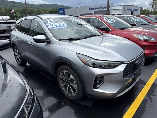 2023 Ford Escape Platinum