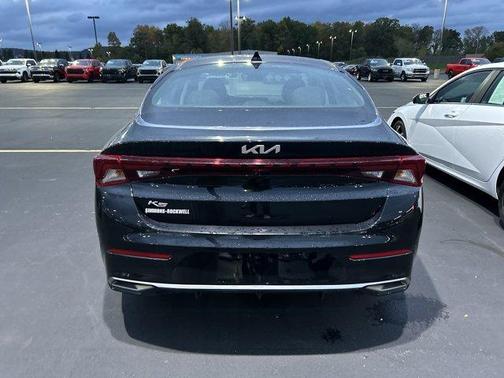 2022 Kia K5 LXS