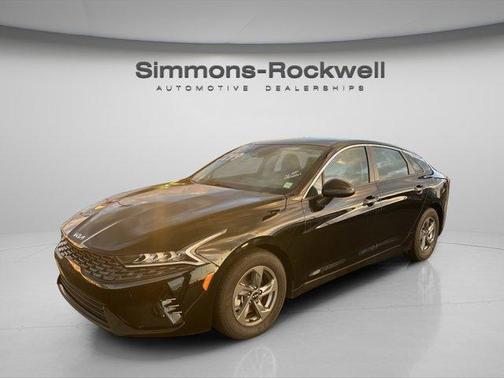 2022 Kia K5 LXS