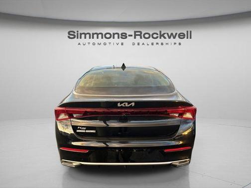 2022 Kia K5 LXS