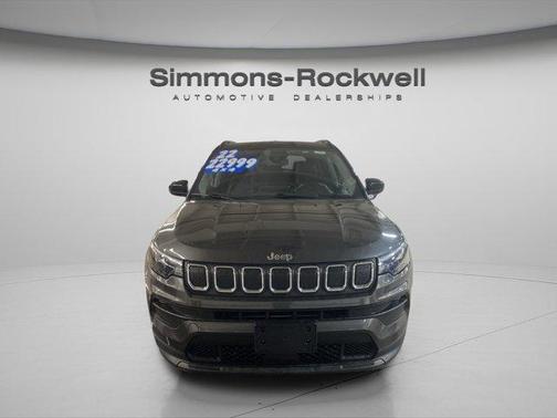 2022 Jeep Compass Latitude Lux