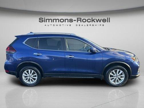 2020 Nissan Rogue SV