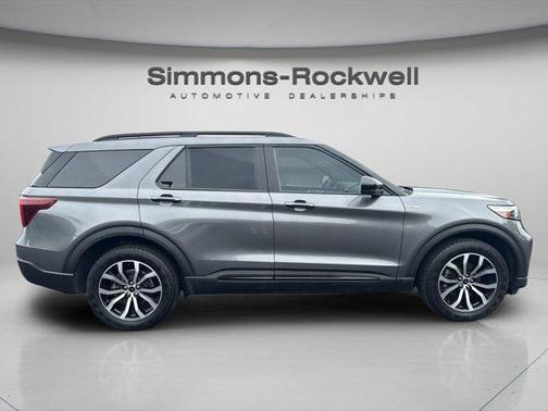 2023 Ford Explorer ST-Line