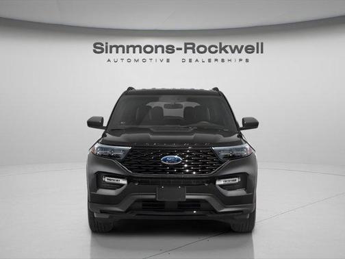 2023 Ford Explorer ST-Line