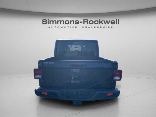 2023 Jeep Gladiator Sport
