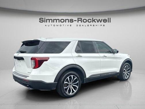 2022 Ford Explorer ST-Line